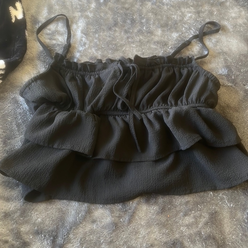 Black cropped blouse